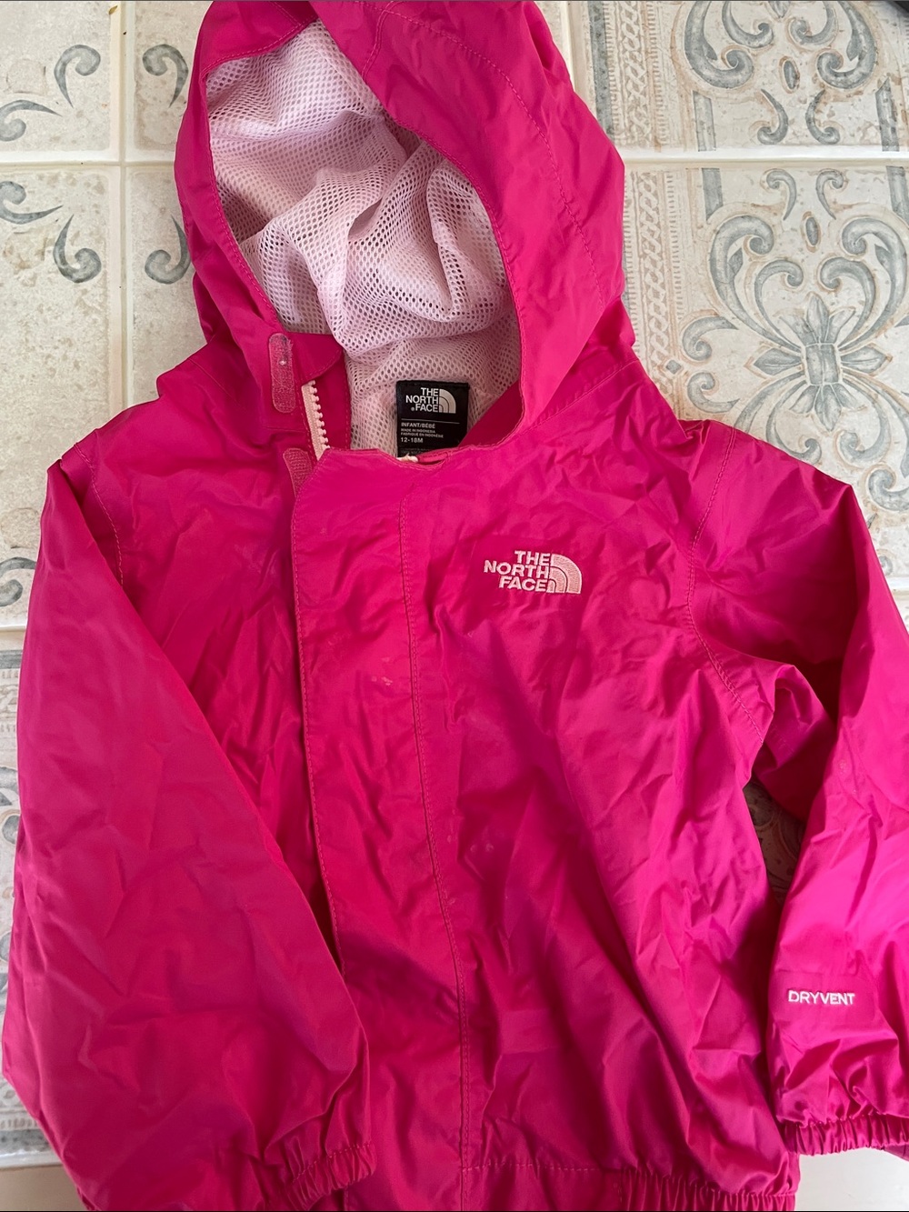The North Face Bright Pink Hooded Kids Rain Jacket | 12-18mo Good Condition!